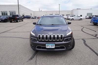 2015 Jeep Cherokee Limited 4X4 V6 + Tow