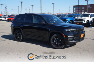 2023 Jeep Grand Cherokee Limited Black Appearance + Lux Tech II
