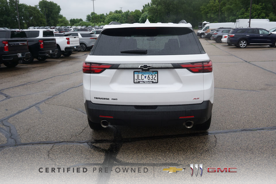 2023 Chevrolet Traverse RS w/Pano Roof + Trailer Tow