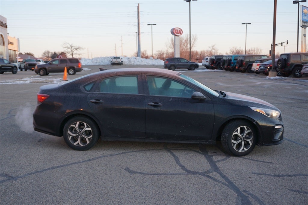 Certified 2020 Kia FORTE LXS with VIN 3KPF24AD6LE182599 for sale in Lakeville, Minnesota