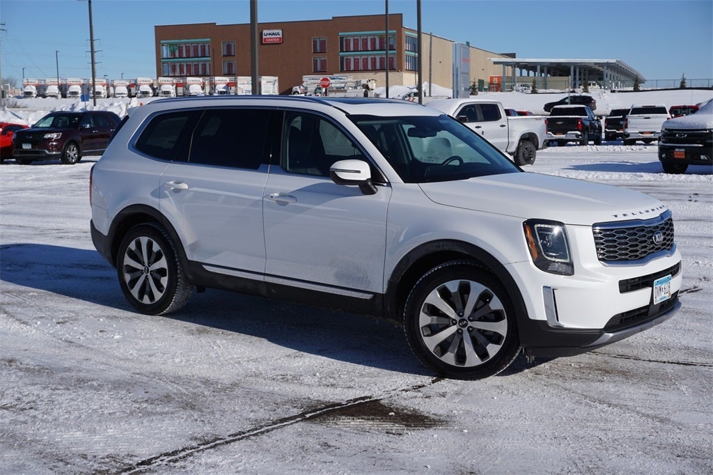 Certified 2020 Kia Telluride EX with VIN 5XYP3DHCXLG054321 for sale in Lakeville, Minnesota